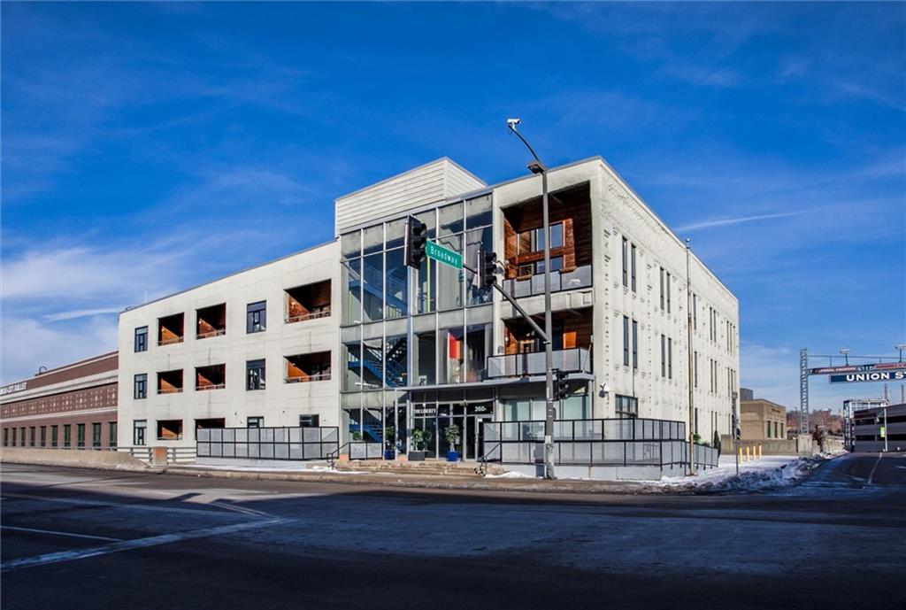360 W Pershing Unit 230 Road Unit: 230