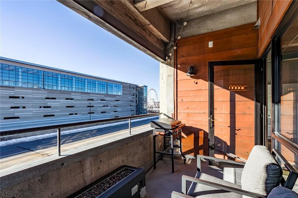 360 W Pershing Unit 230 Road Unit: 230