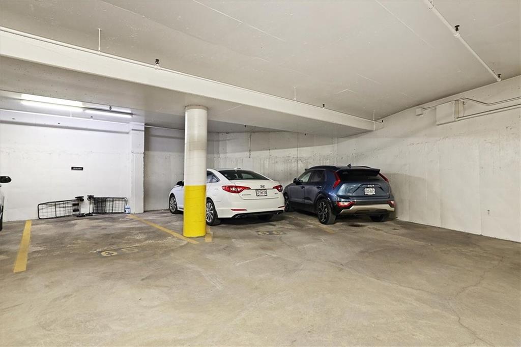 803 W 48th St #1106 Street Unit: 1106