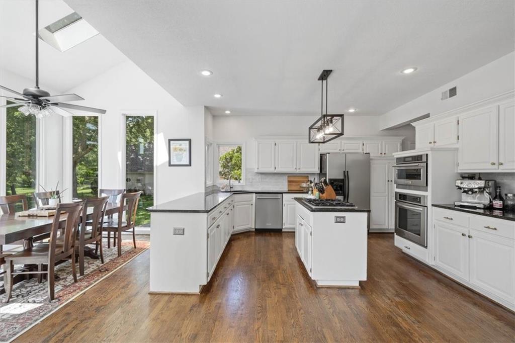 4505 W 138th Street