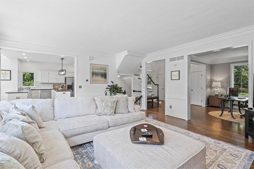 4505 W 138th Street