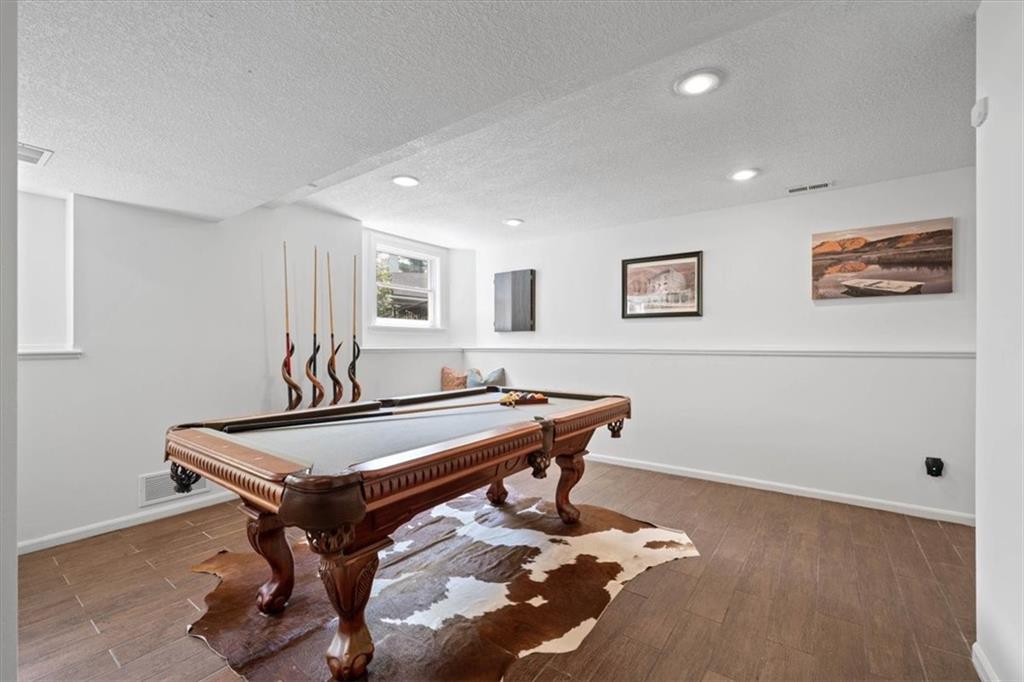 4505 W 138th Street