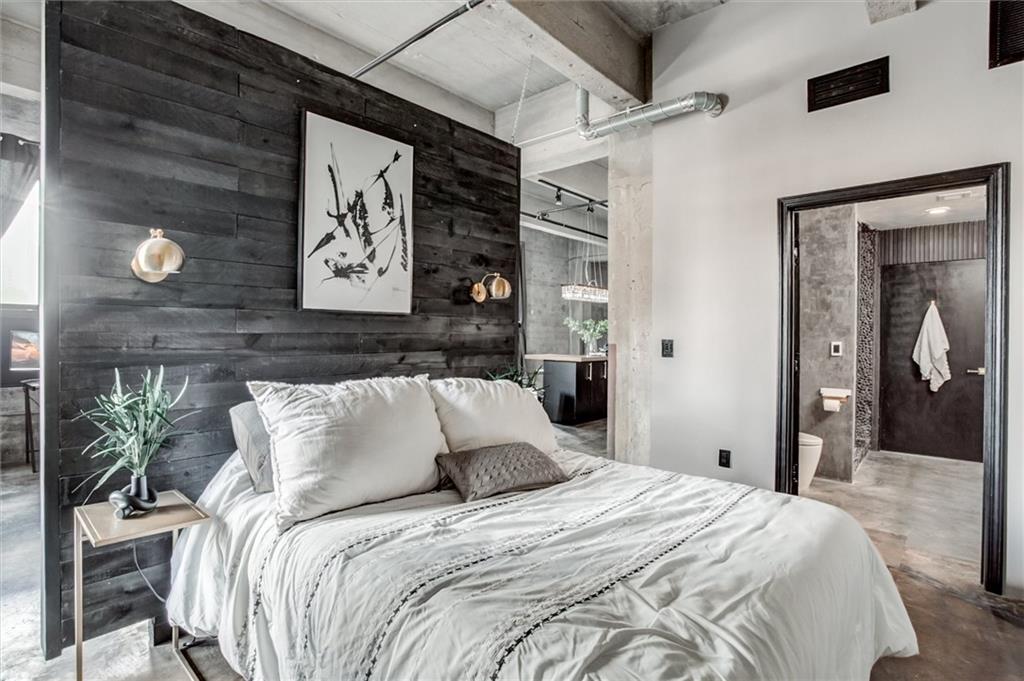 360 W Pershing Road Unit: 110