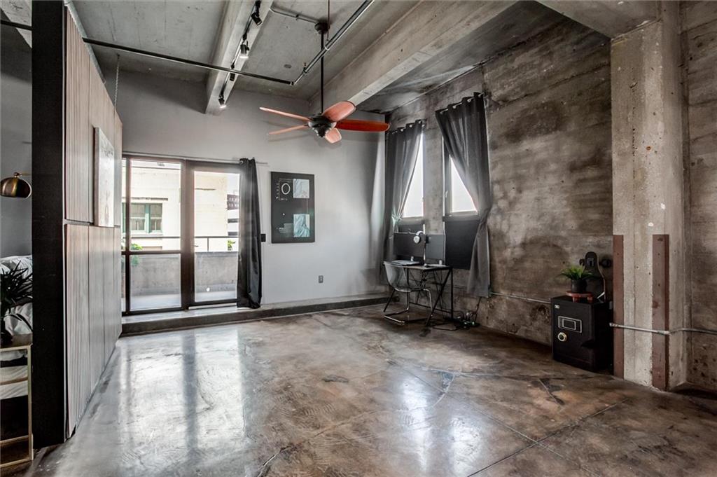 360 W Pershing Road Unit: 110