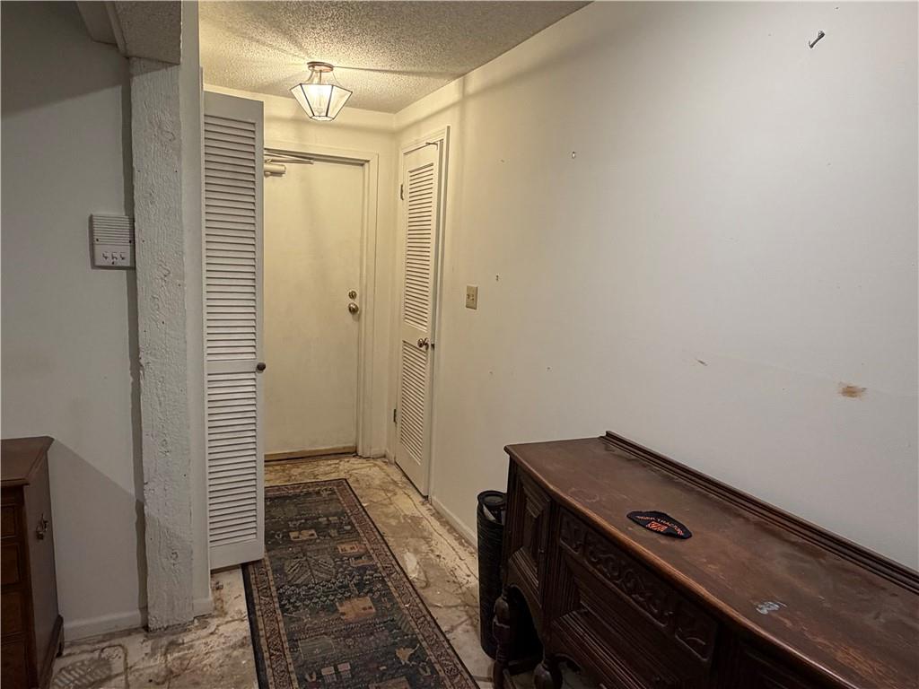 10704 Glenwood Street Unit: B