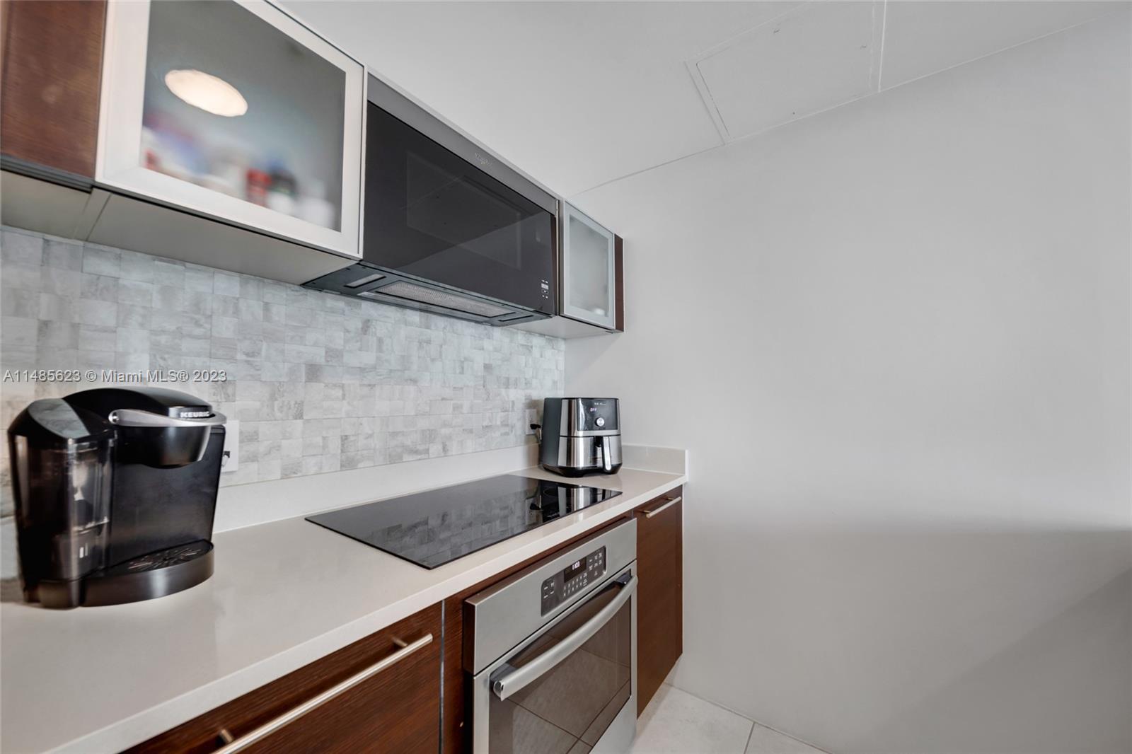 1900 N Bayshore Dr # 4509
