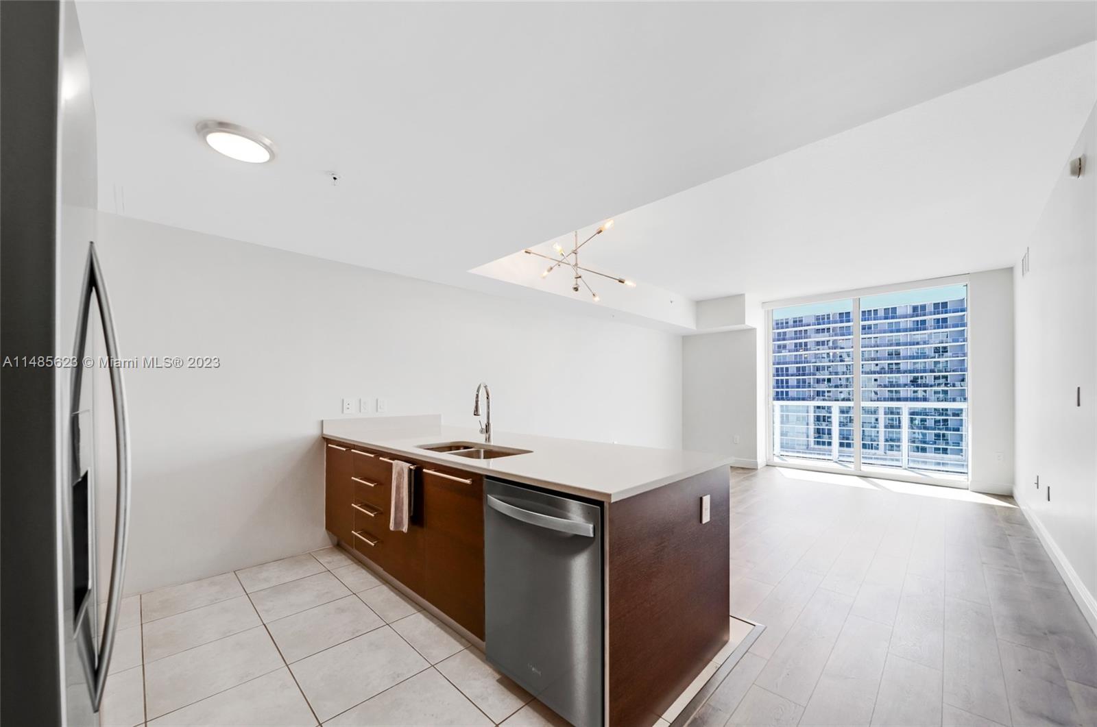 1900 N Bayshore Dr # 4509