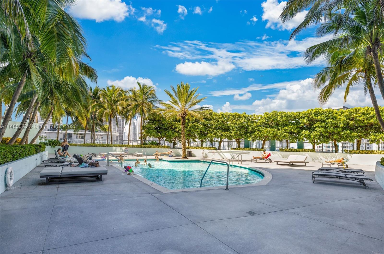 1900 N Bayshore Dr # 4509