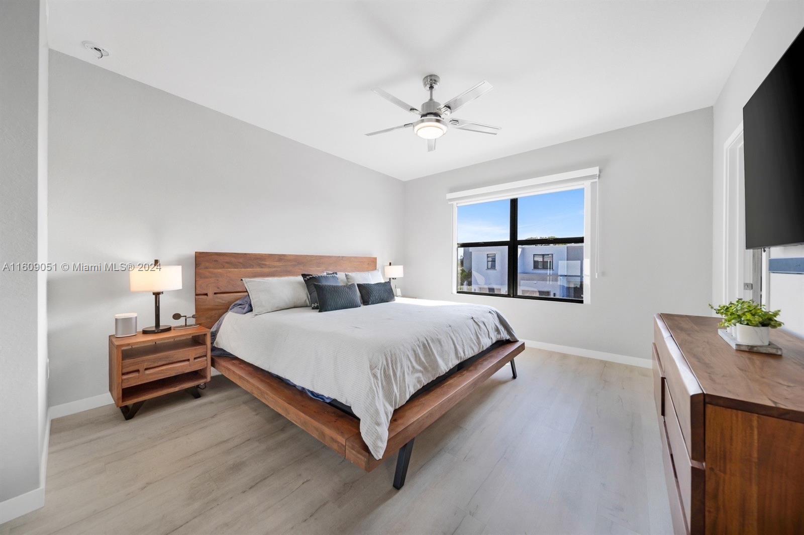 545 NW 17th St