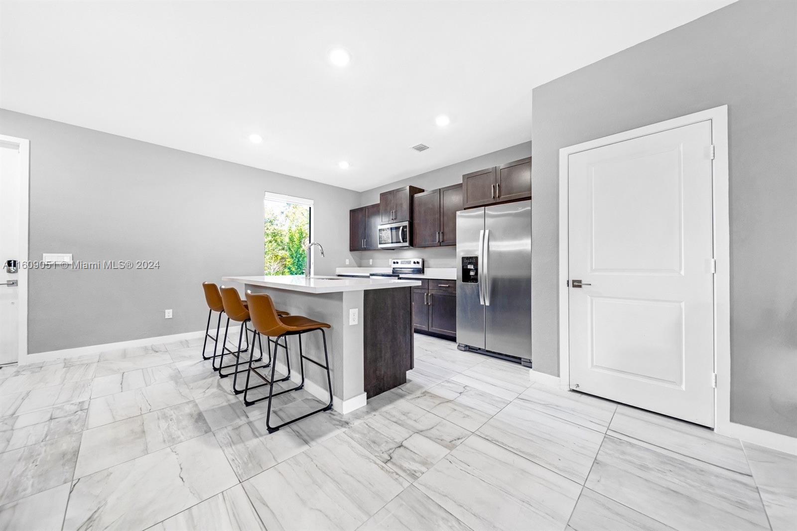 545 NW 17th St