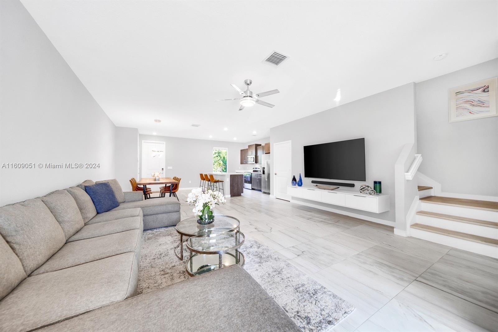 545 NW 17th St