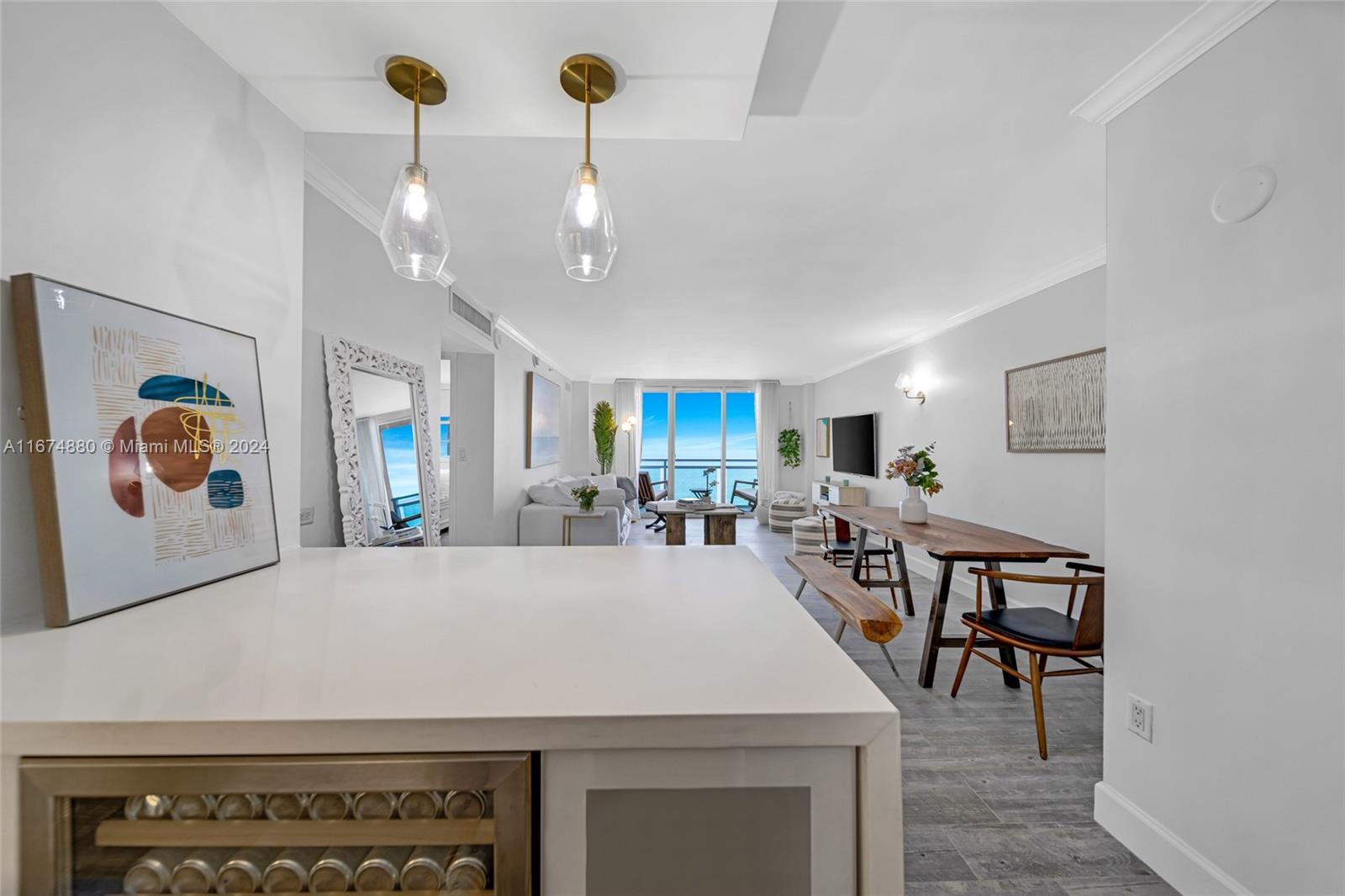 6917 Collins Ave # 1409