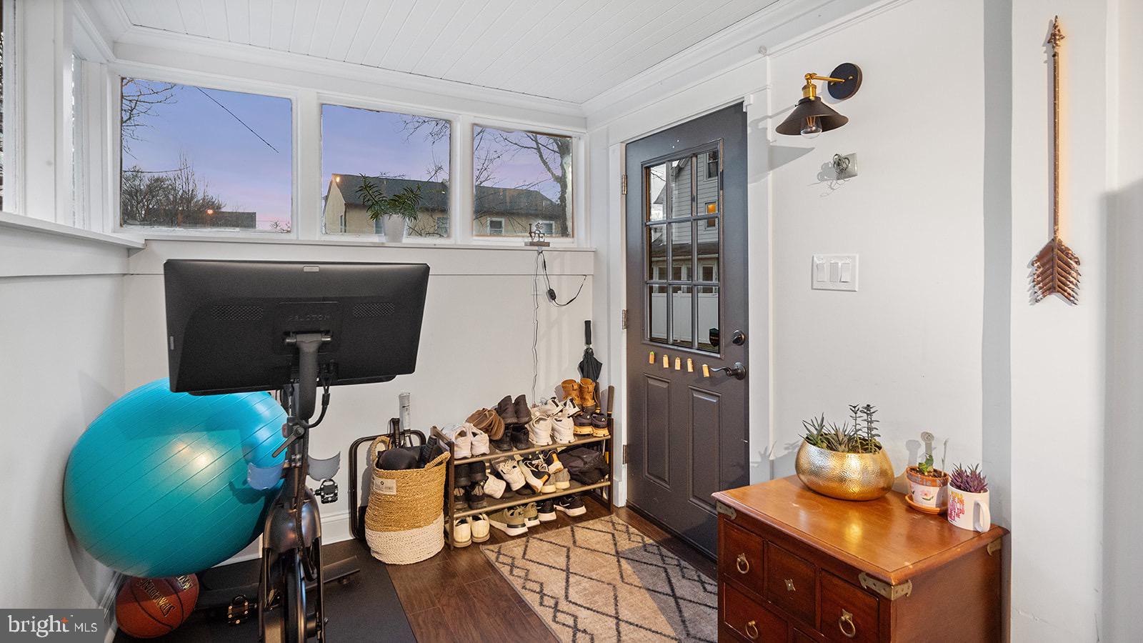 148 Mount Carmel Ave