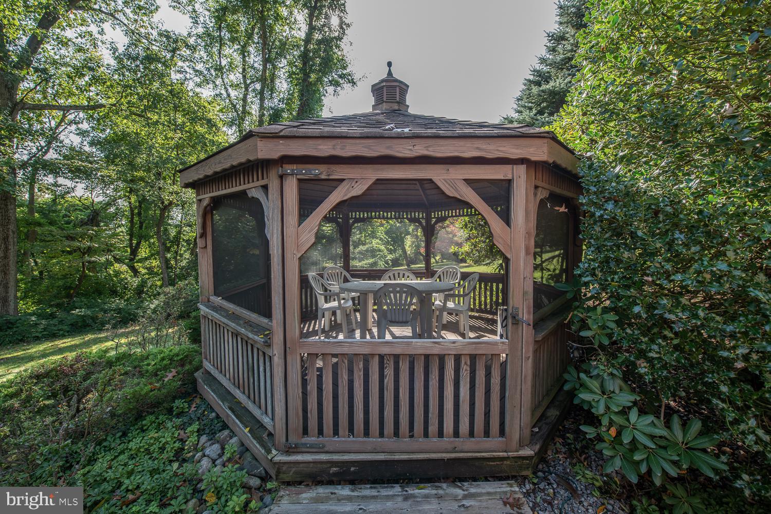475 Hughes Rd