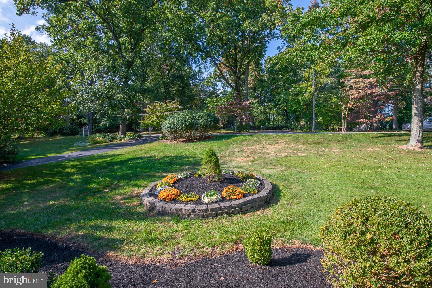 475 Hughes Rd