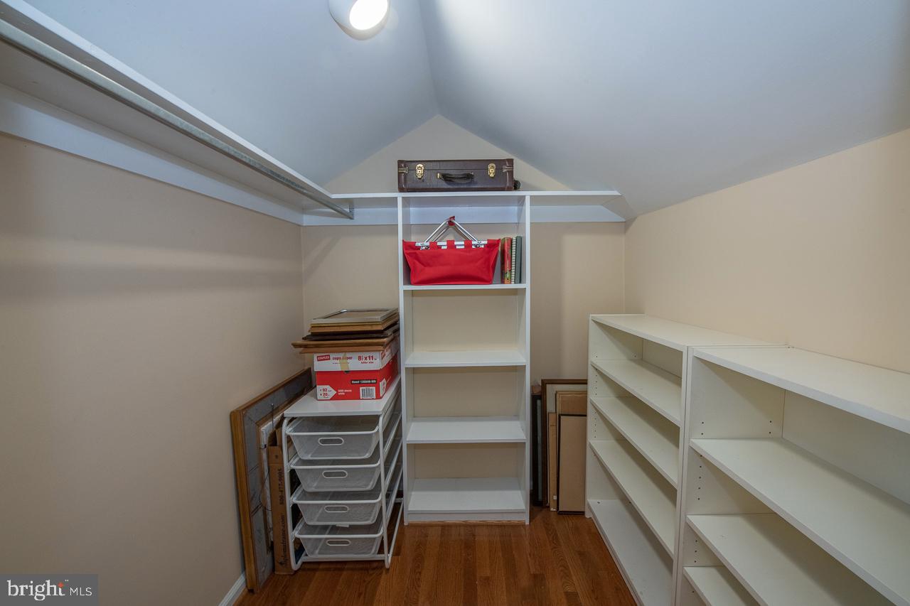 475 Hughes Rd
