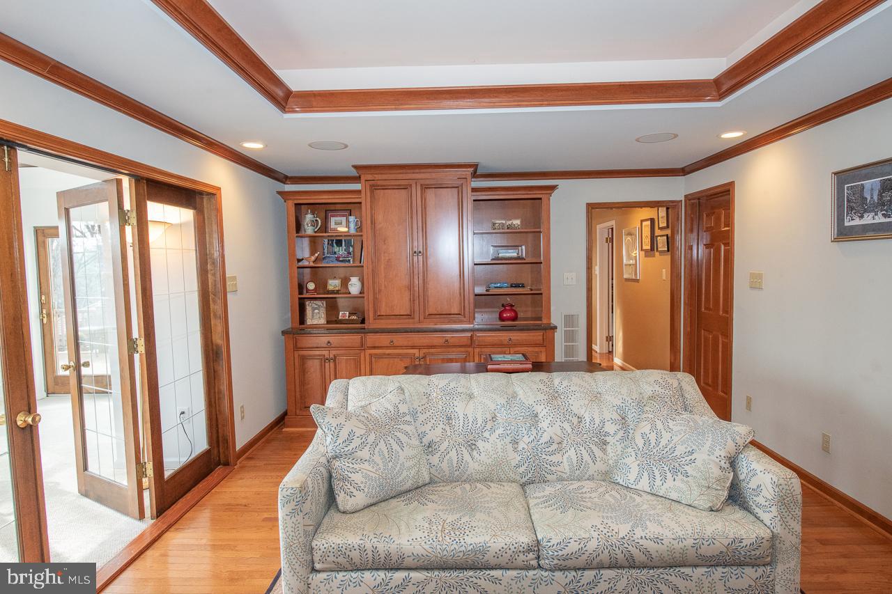 475 Hughes Rd
