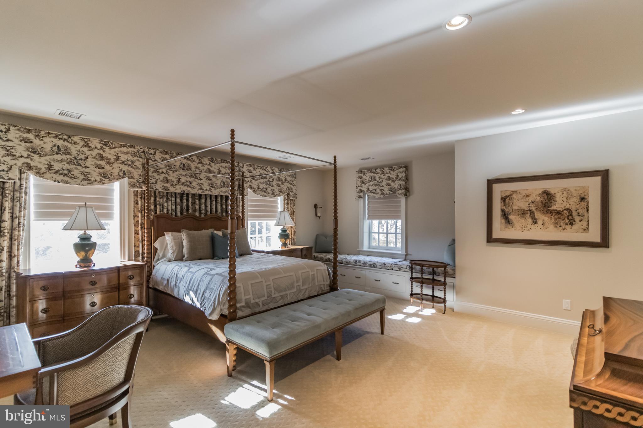 1911 STONE RIDGE LANE