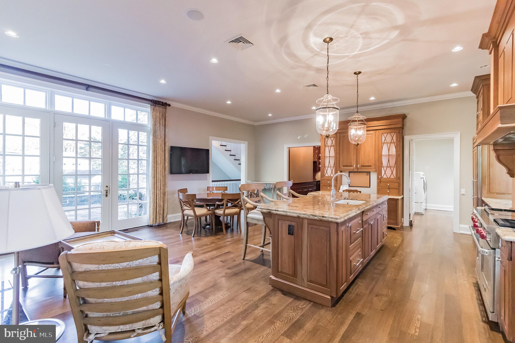 1911 STONE RIDGE LANE