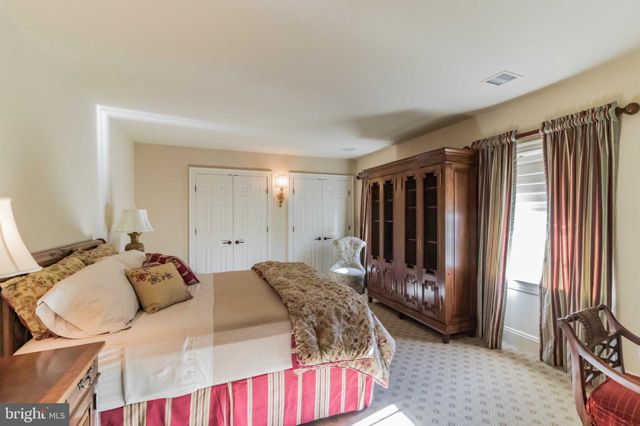 1911 STONE RIDGE LANE