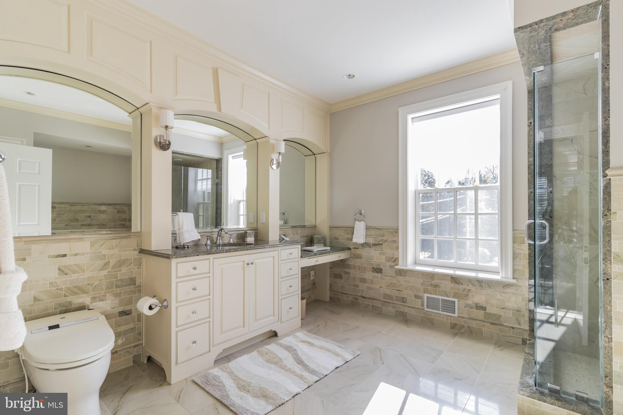 1911 STONE RIDGE LANE