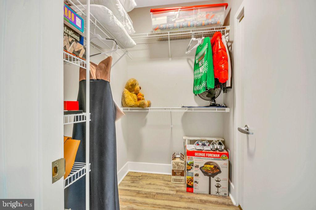 717 S Columbus Blvd #1206