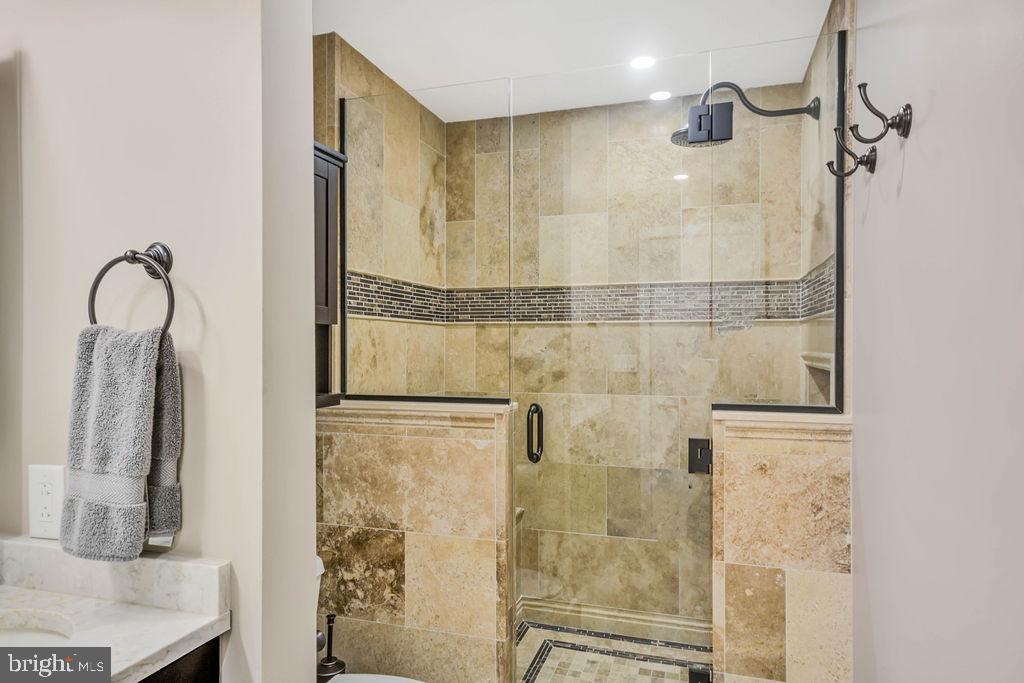 717 S Columbus Blvd #1206