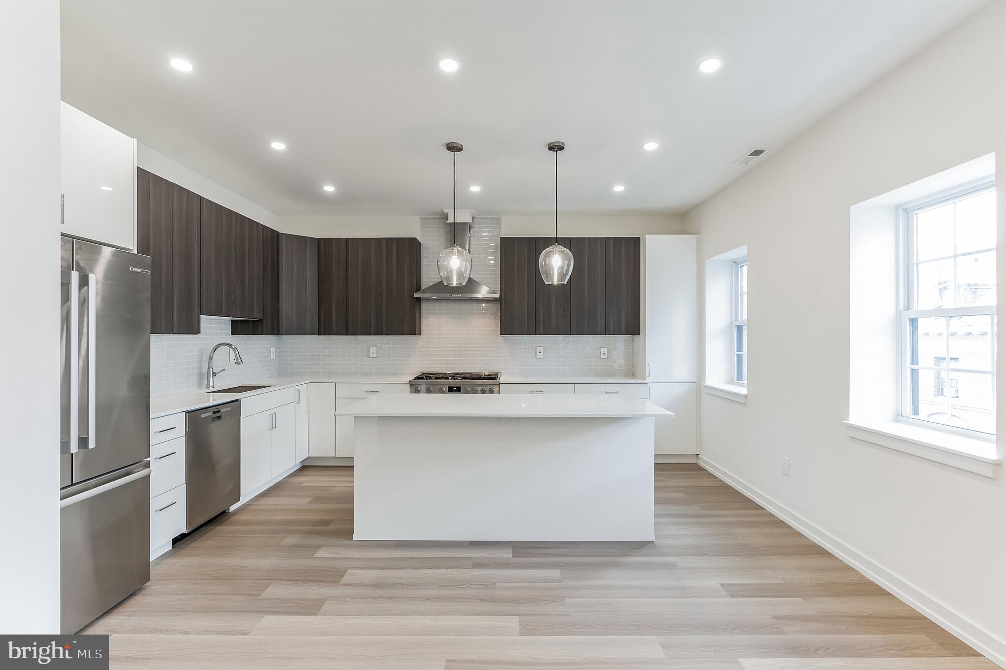 2130-32 Locust St #D1