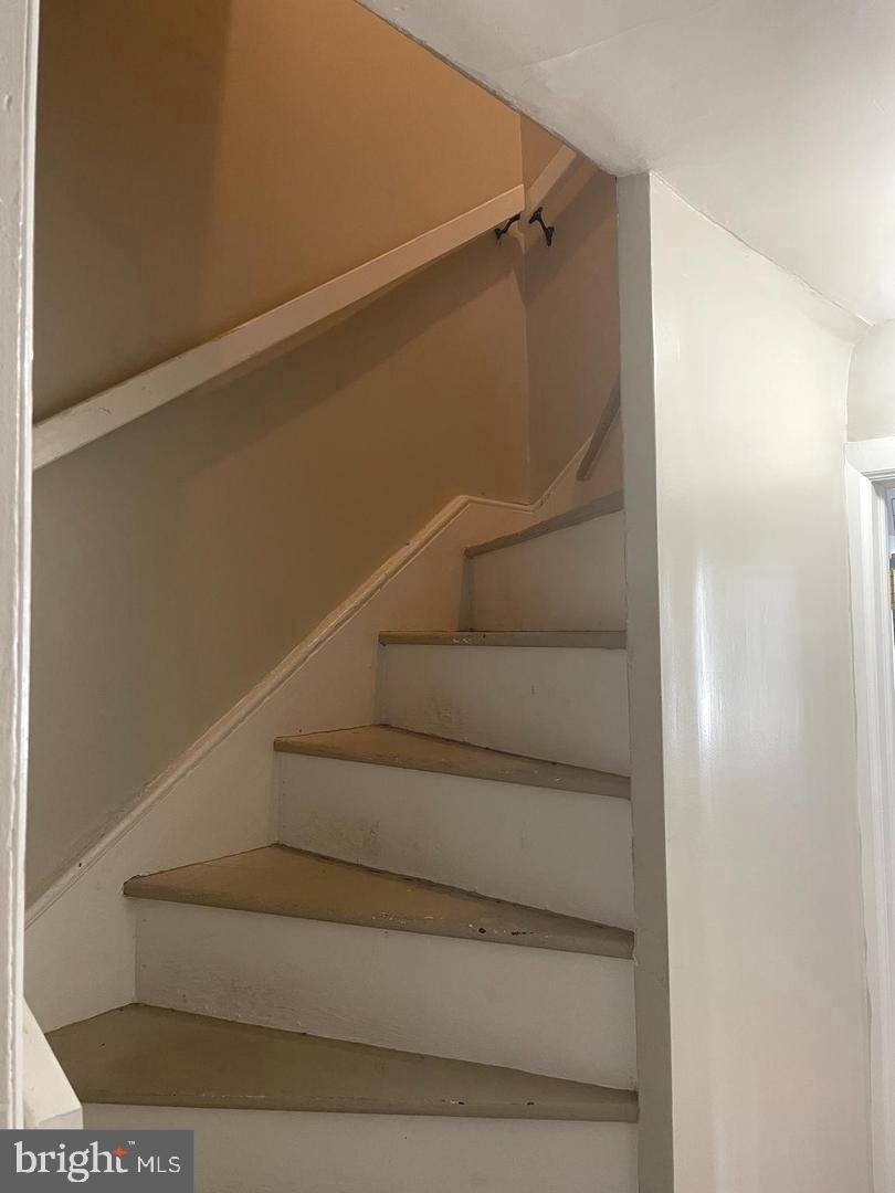 234 Dupont St