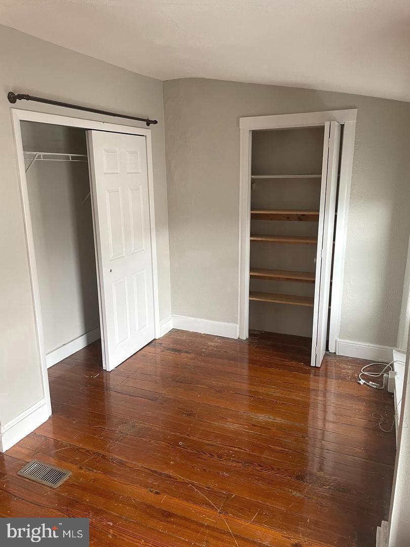 234 Dupont St