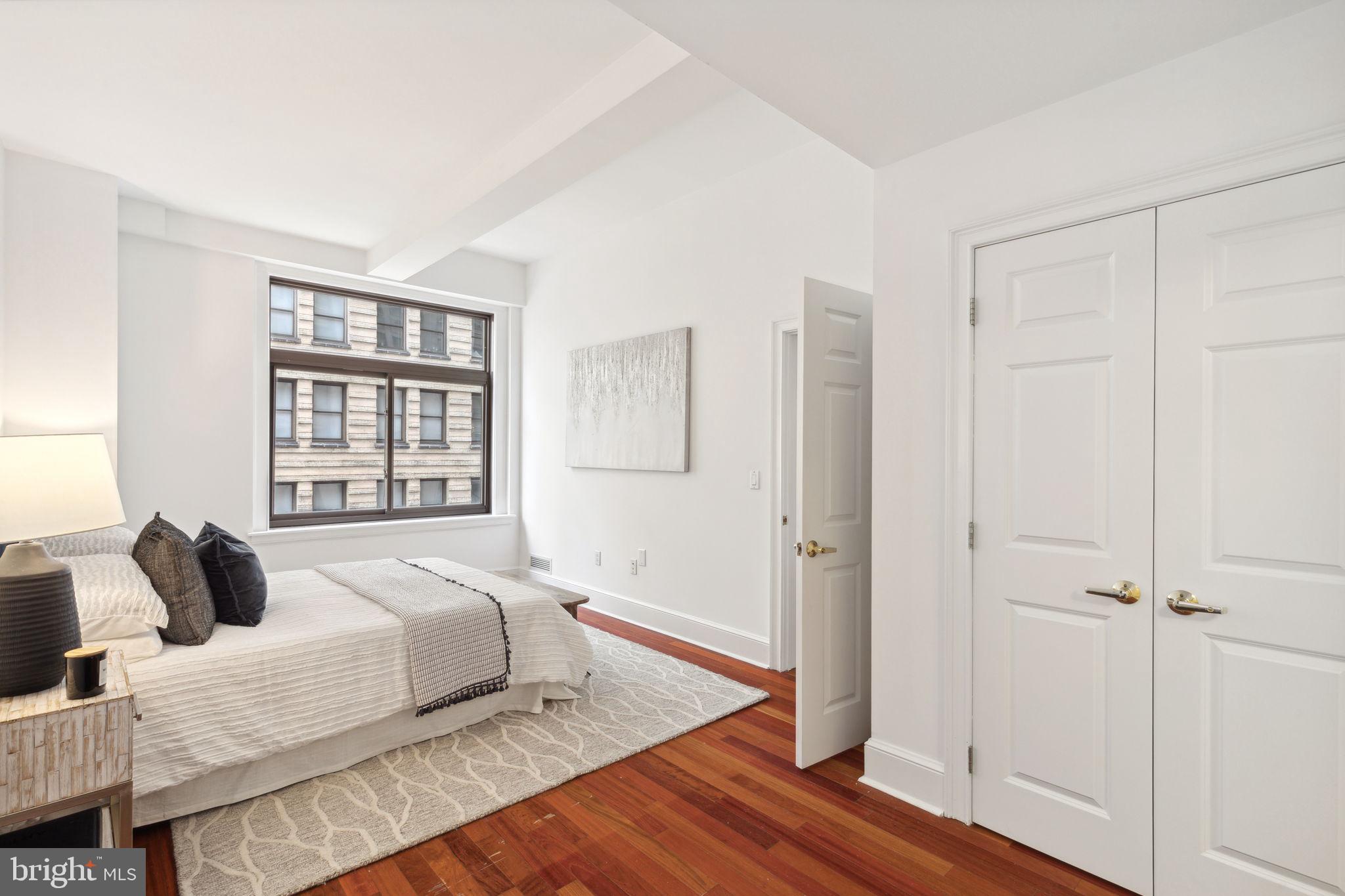 1500 Chestnut St #6h