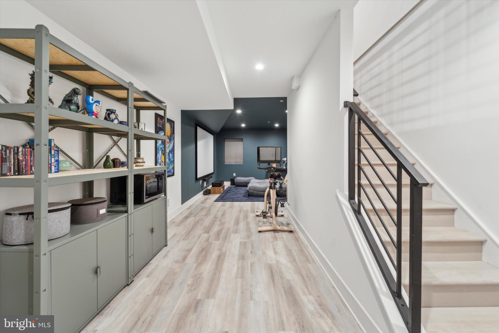 1126 E Montgomery Ave