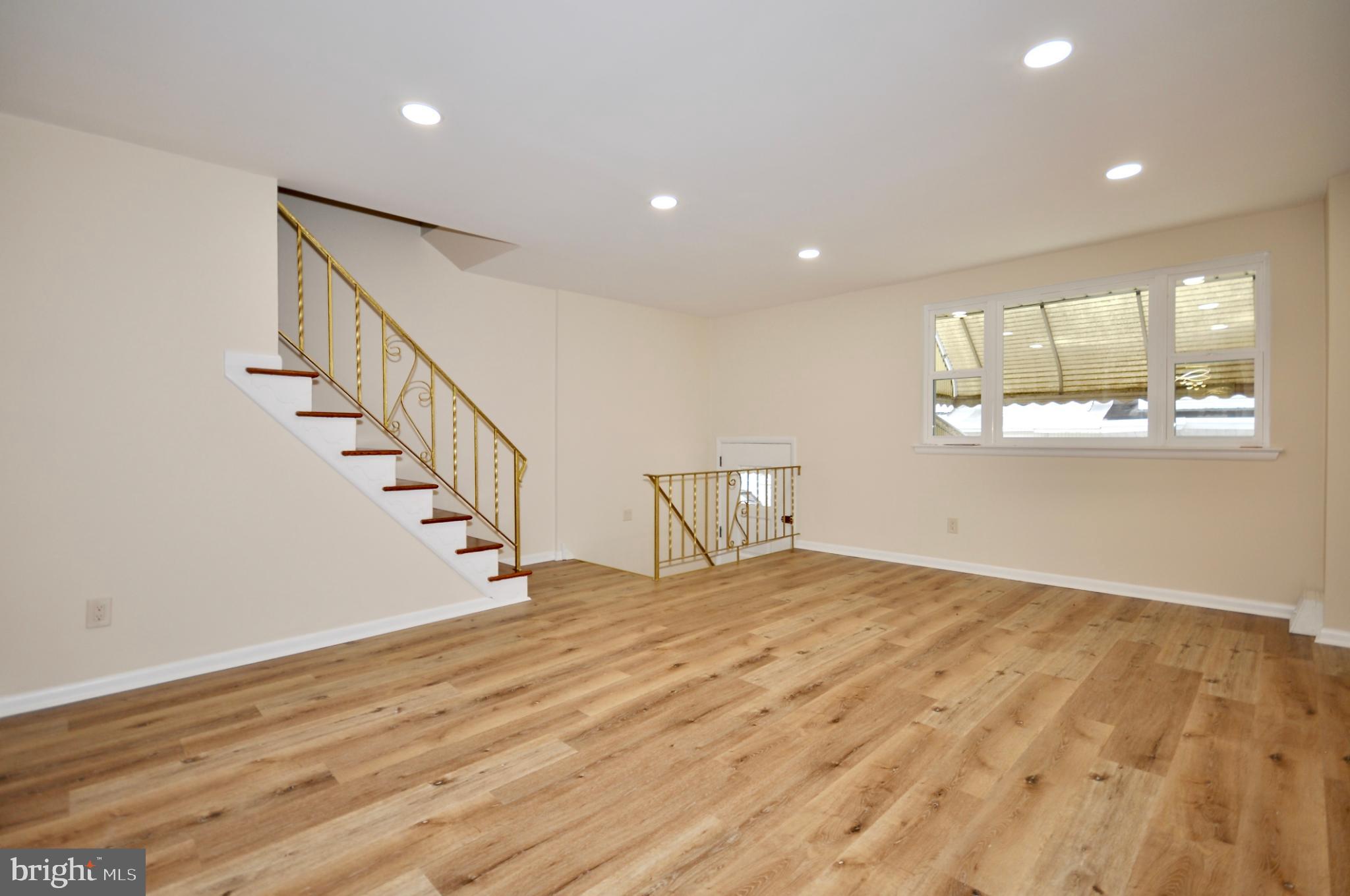 3039 MILLER STREET