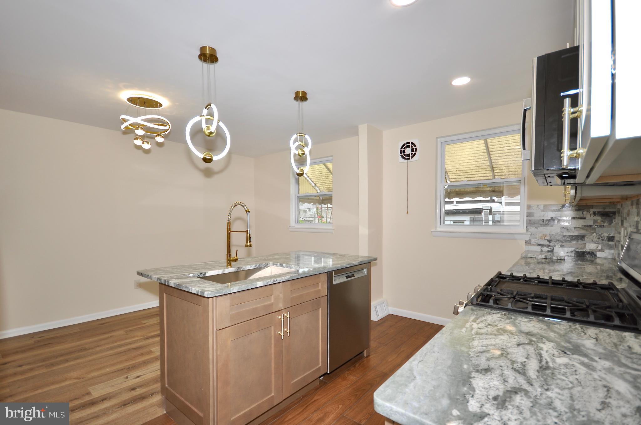 3039 MILLER STREET