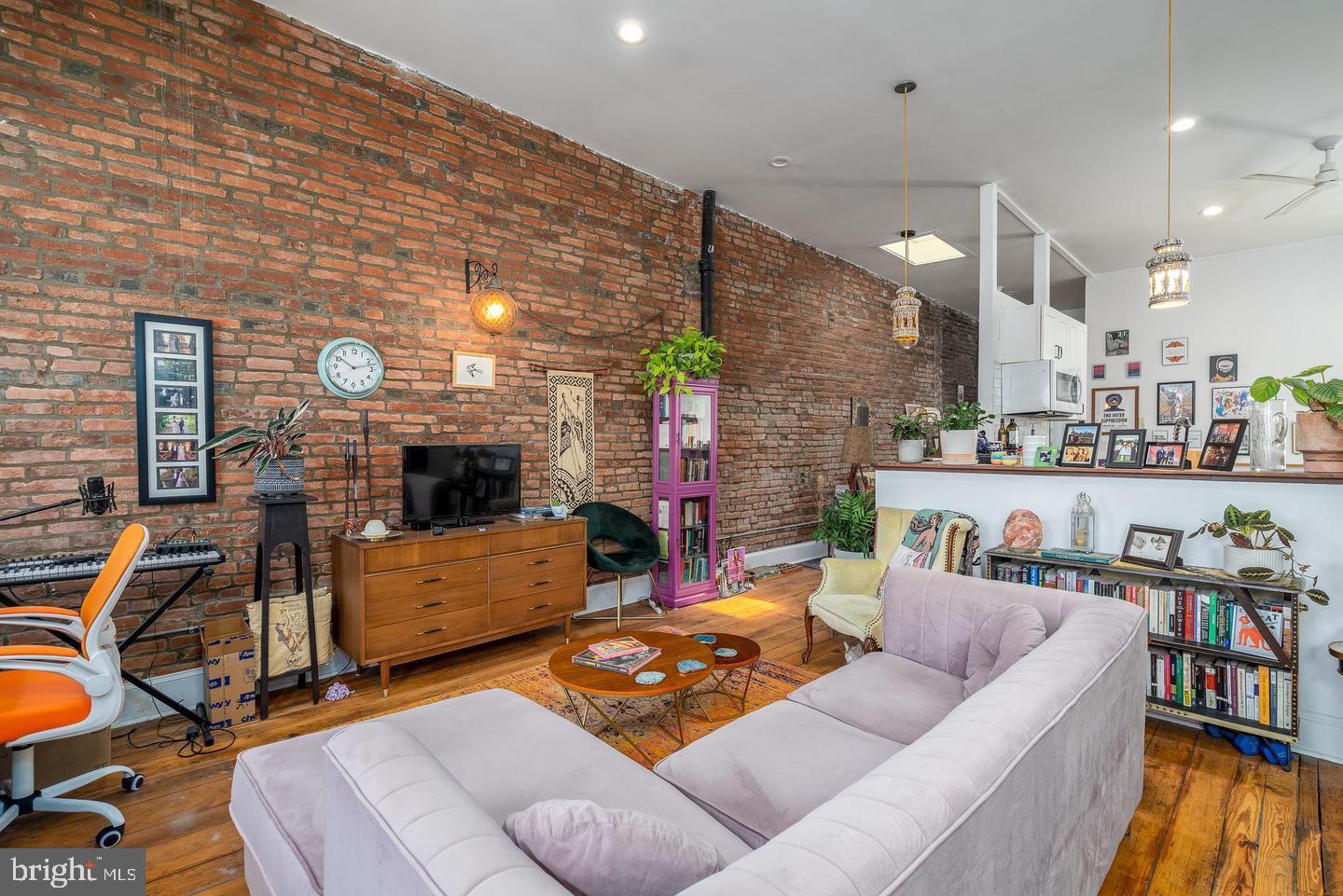 519 S 5TH STREET