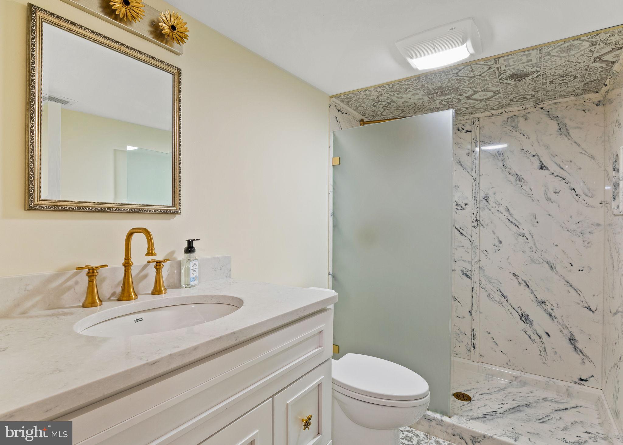 1716 ADDISON STREET 18