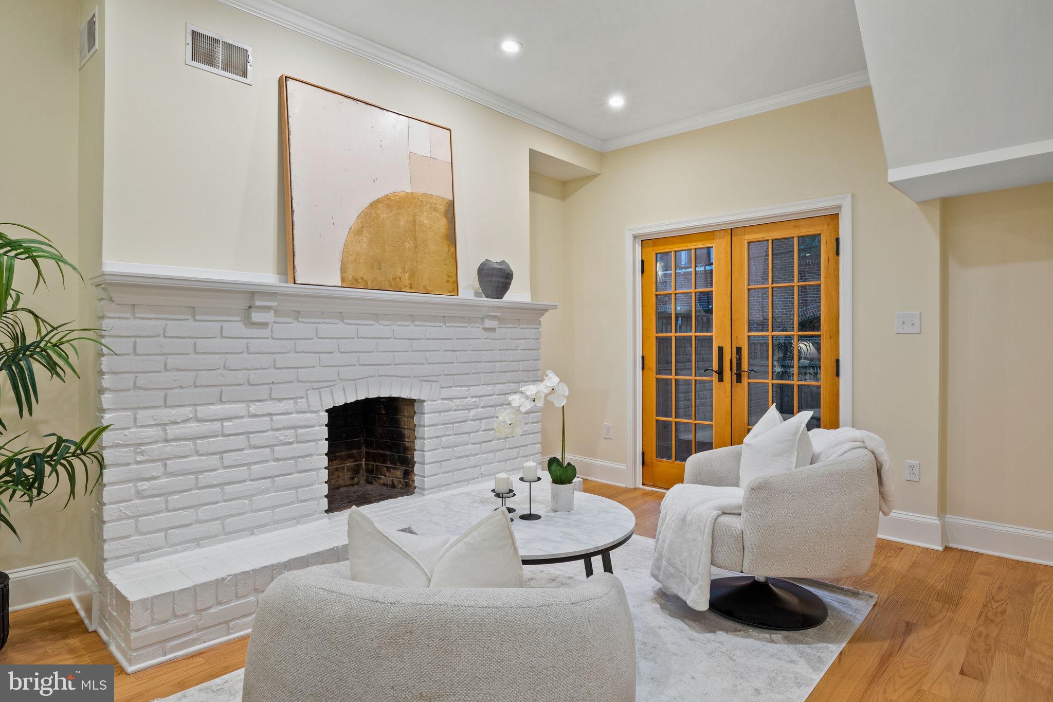 1716 ADDISON STREET 18