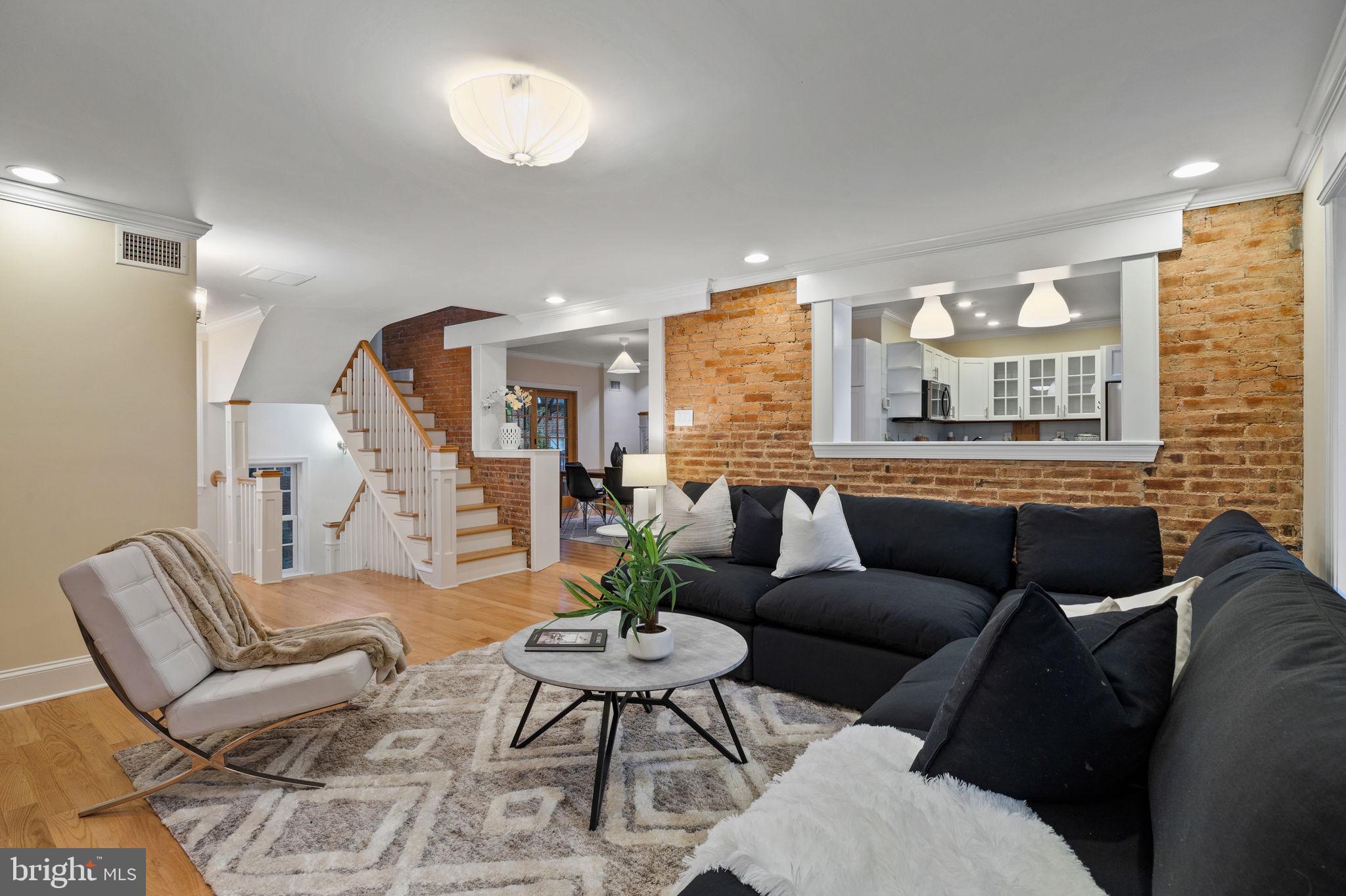 1716 ADDISON STREET 18