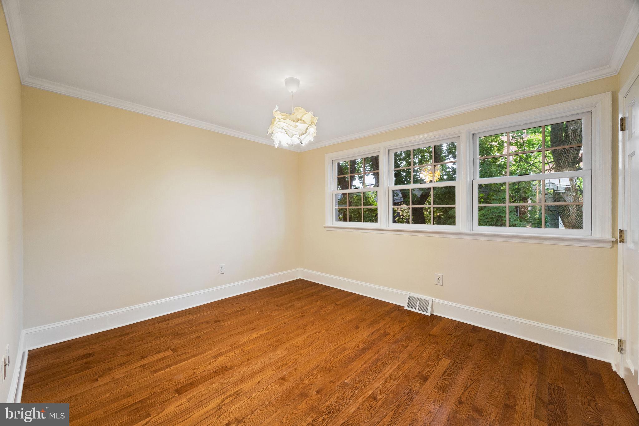 1716 ADDISON STREET 18