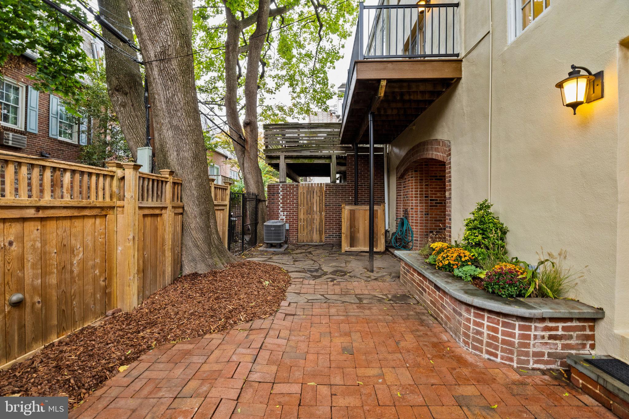 1716 ADDISON STREET 18