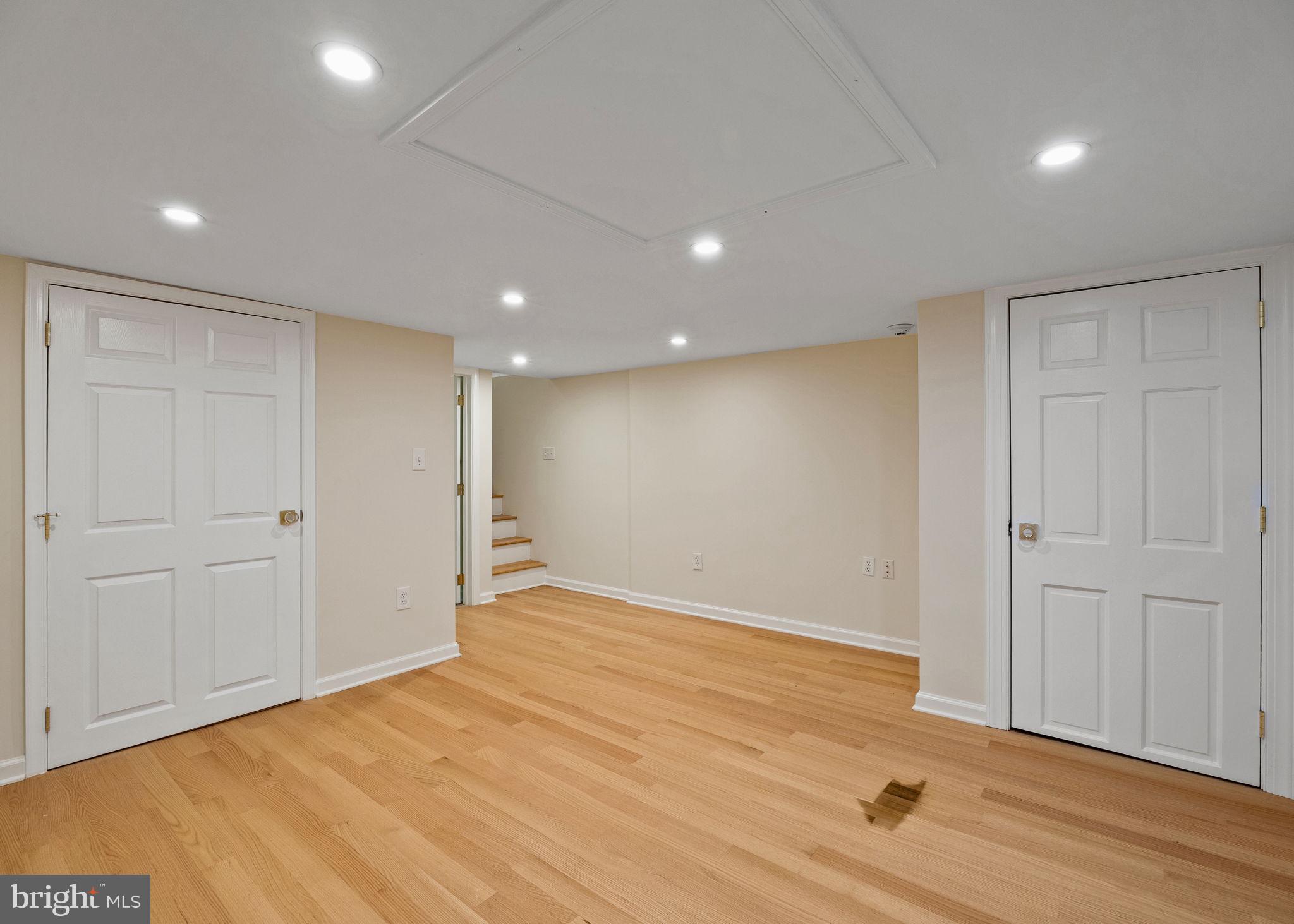 1716 ADDISON STREET 18