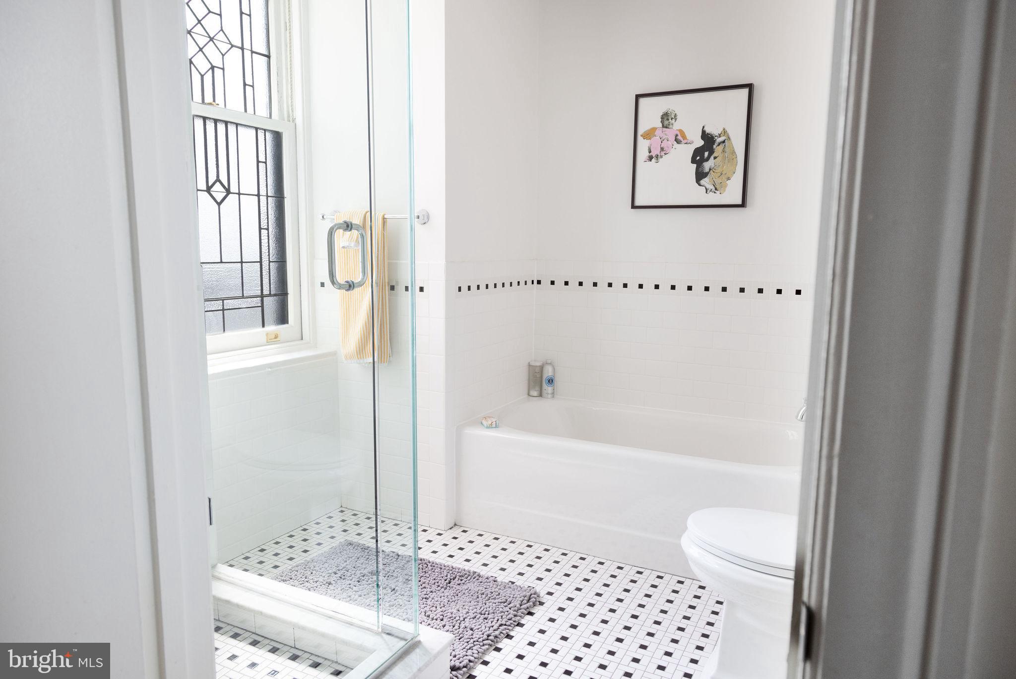 1520 SPRUCE STREET 28 400