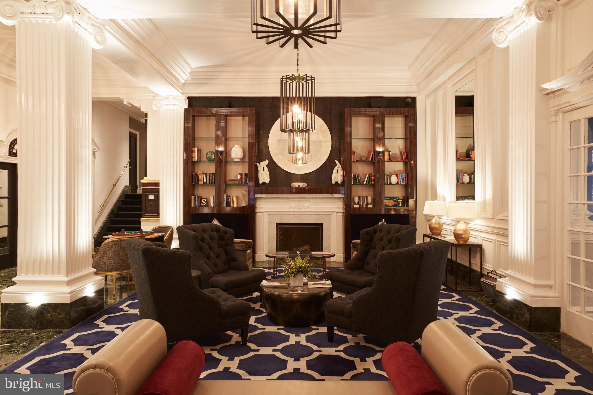 1520 SPRUCE STREET 28 400