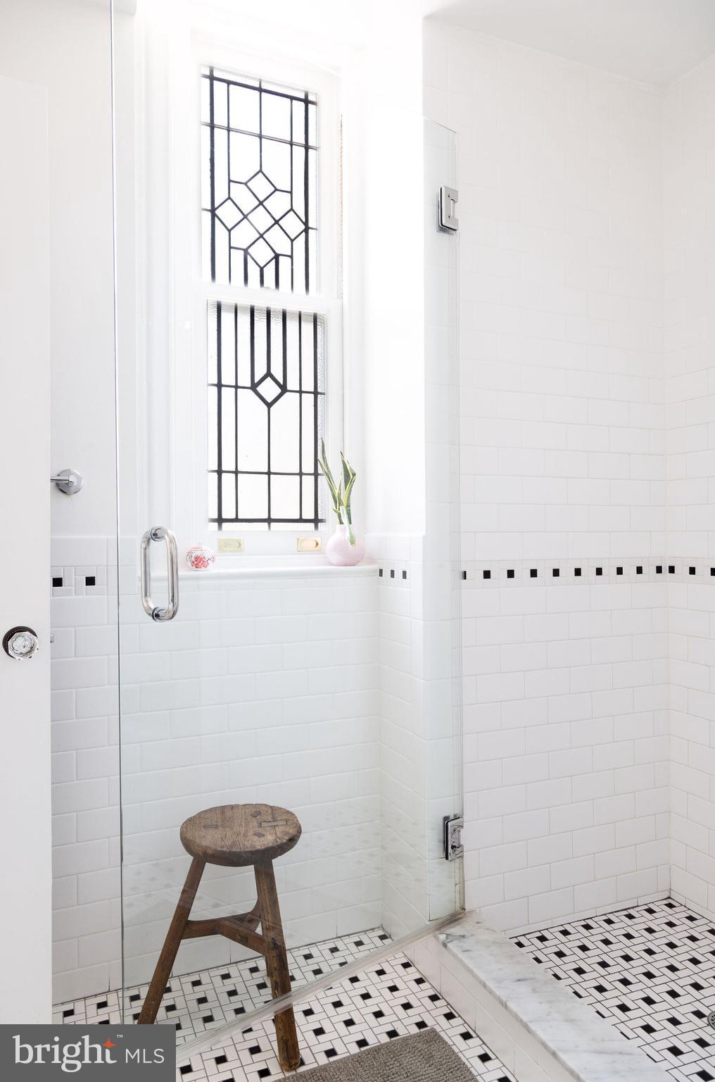 1520 SPRUCE STREET 28 400