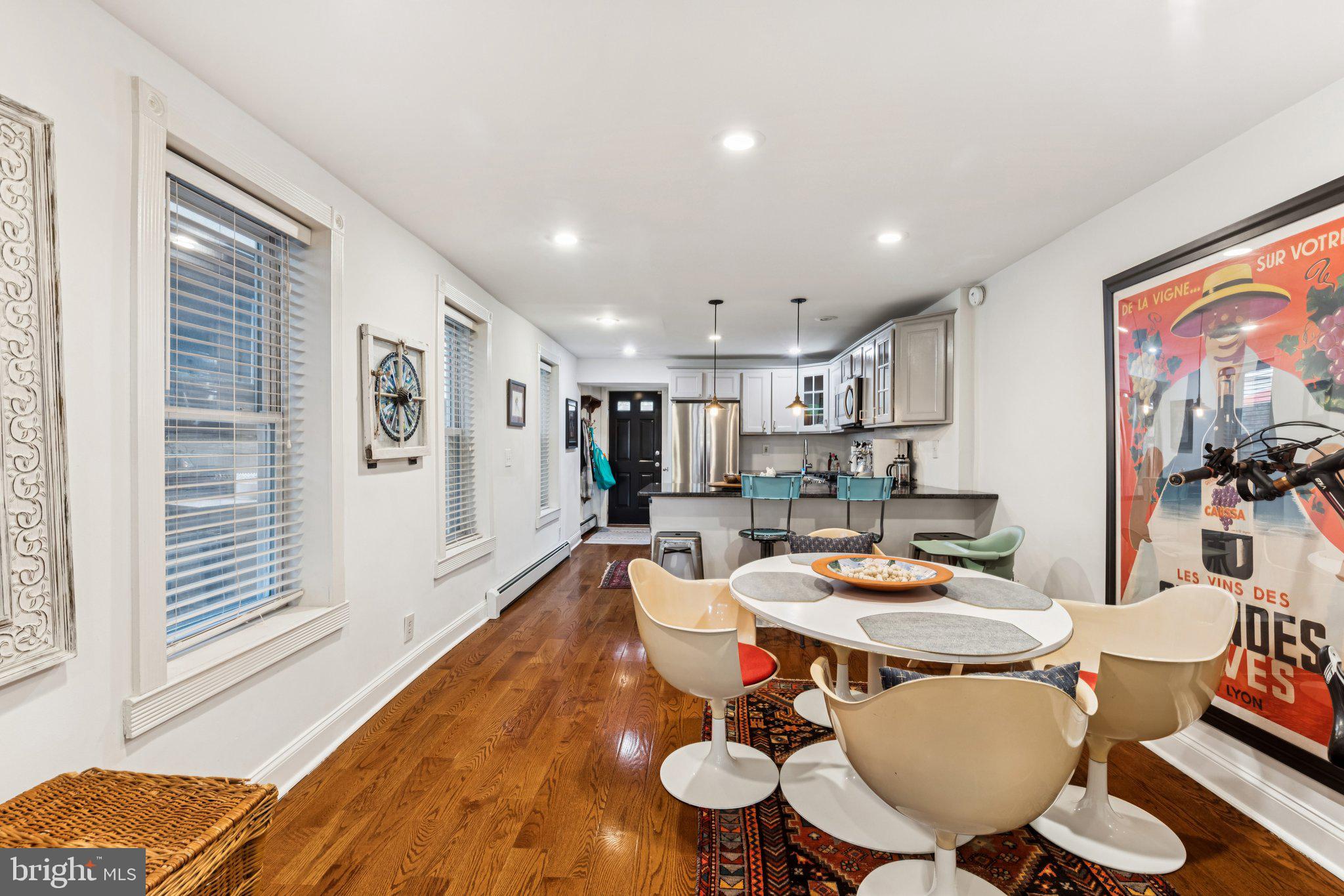 2431 CHRISTIAN STREET