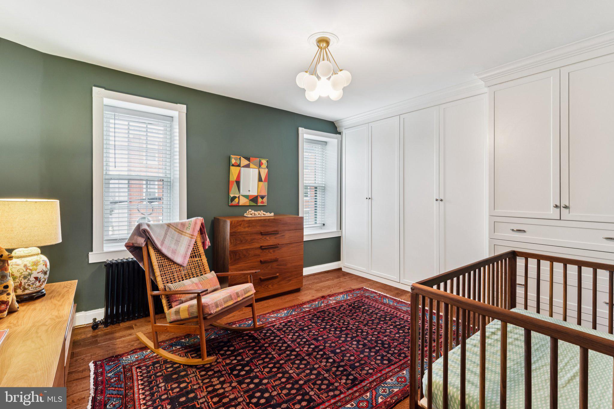 2431 CHRISTIAN STREET