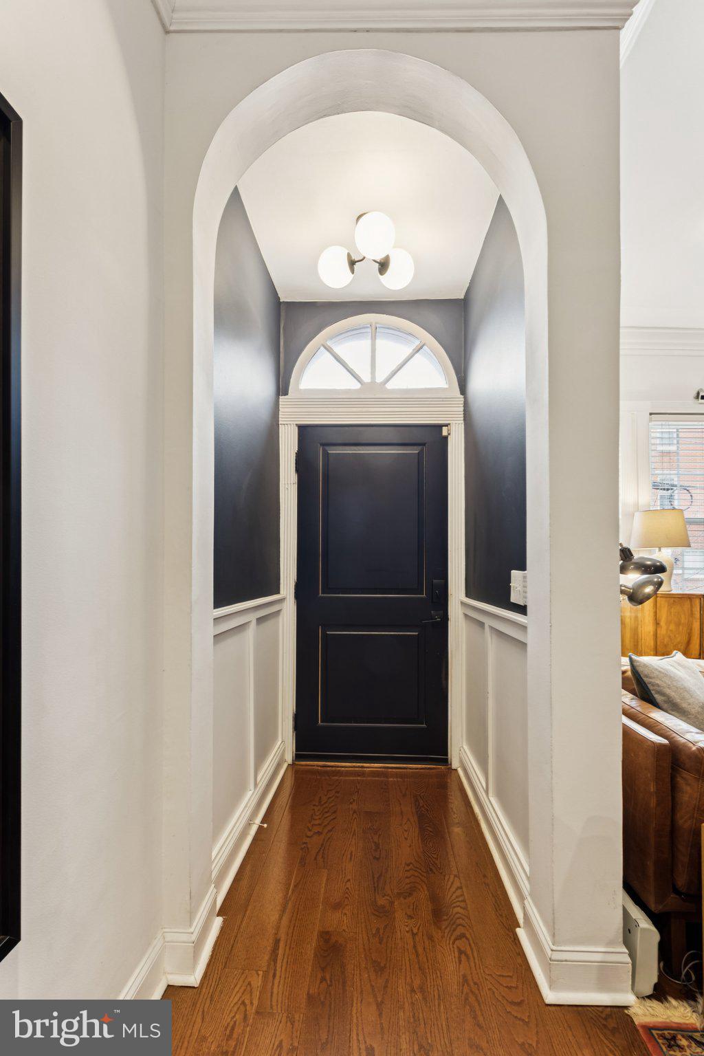 2431 CHRISTIAN STREET