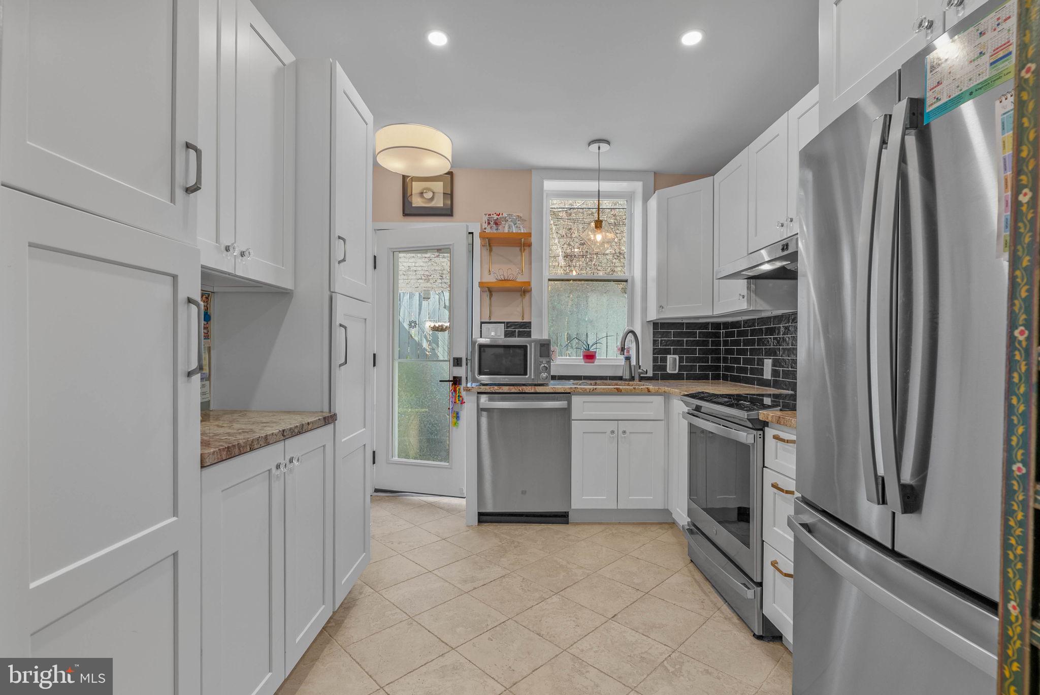 1046 S DORRANCE STREET