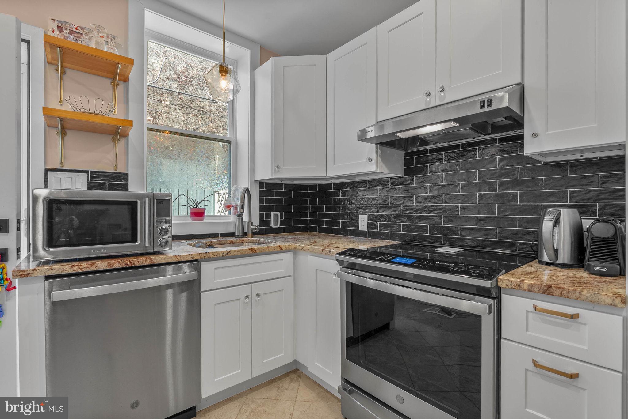 1046 S DORRANCE STREET