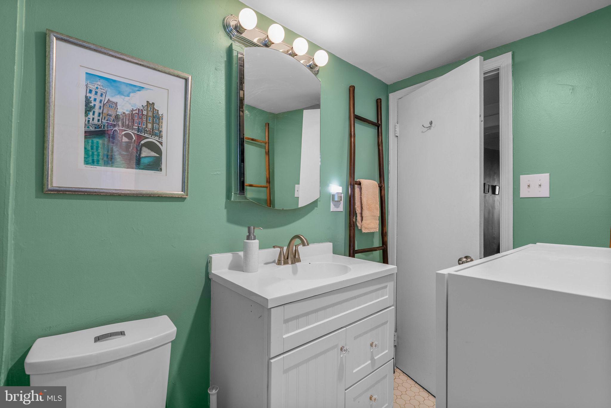 1046 S DORRANCE STREET